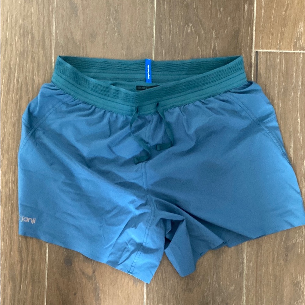Janji M's 5" AFO Middle Short Blue
